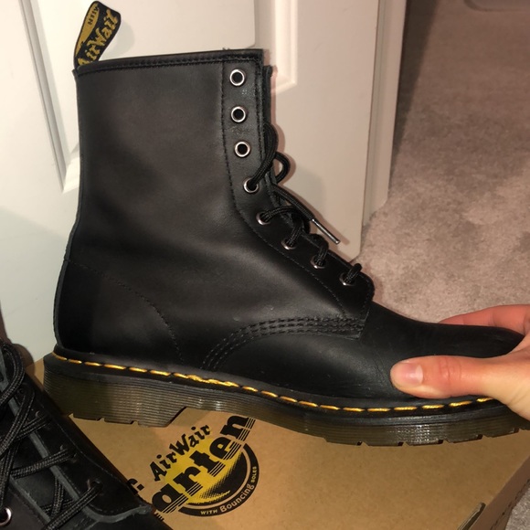 Women’s Black Doc Martens Lace-up Boots - Picture 6 of 10